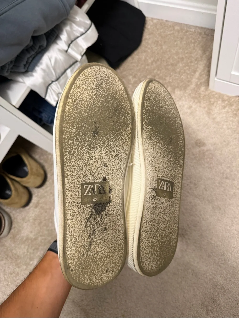 Zara Men’s White Low Top Sneakers Size 42